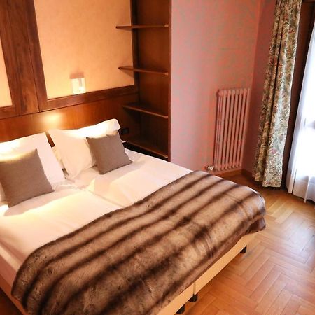 Hotel Sporting Бройл-Червиня Екстериор снимка